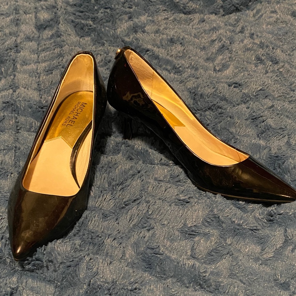 MK kitten heel shoes